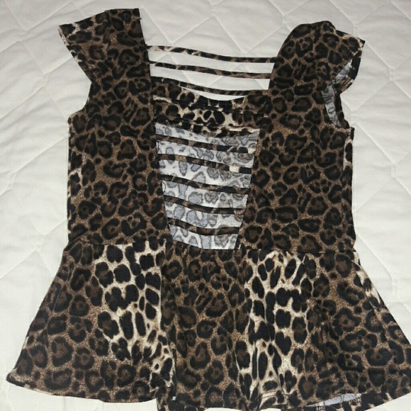 Top - Picture 2 of 2